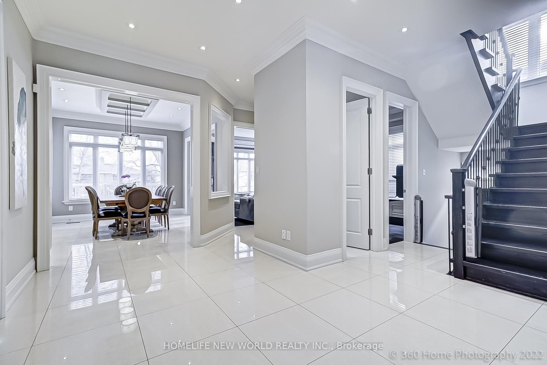 29 Threadneedle Crescent - Detached photo 4 of 40 in Hillcrest Village / Bayview Village, Ontario