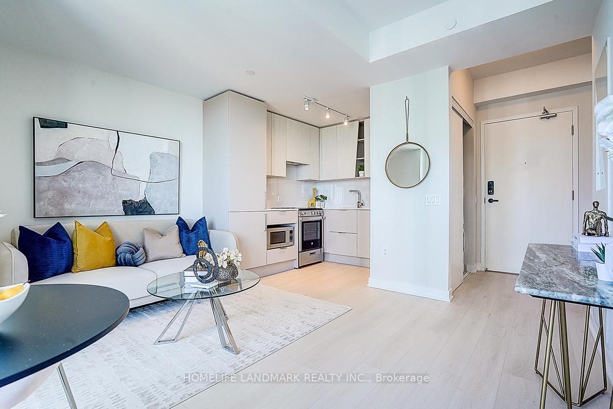 3900 Confederation Parkway Unit 3710 - Condo photo 21 of 50 in Mississauga, Ontario