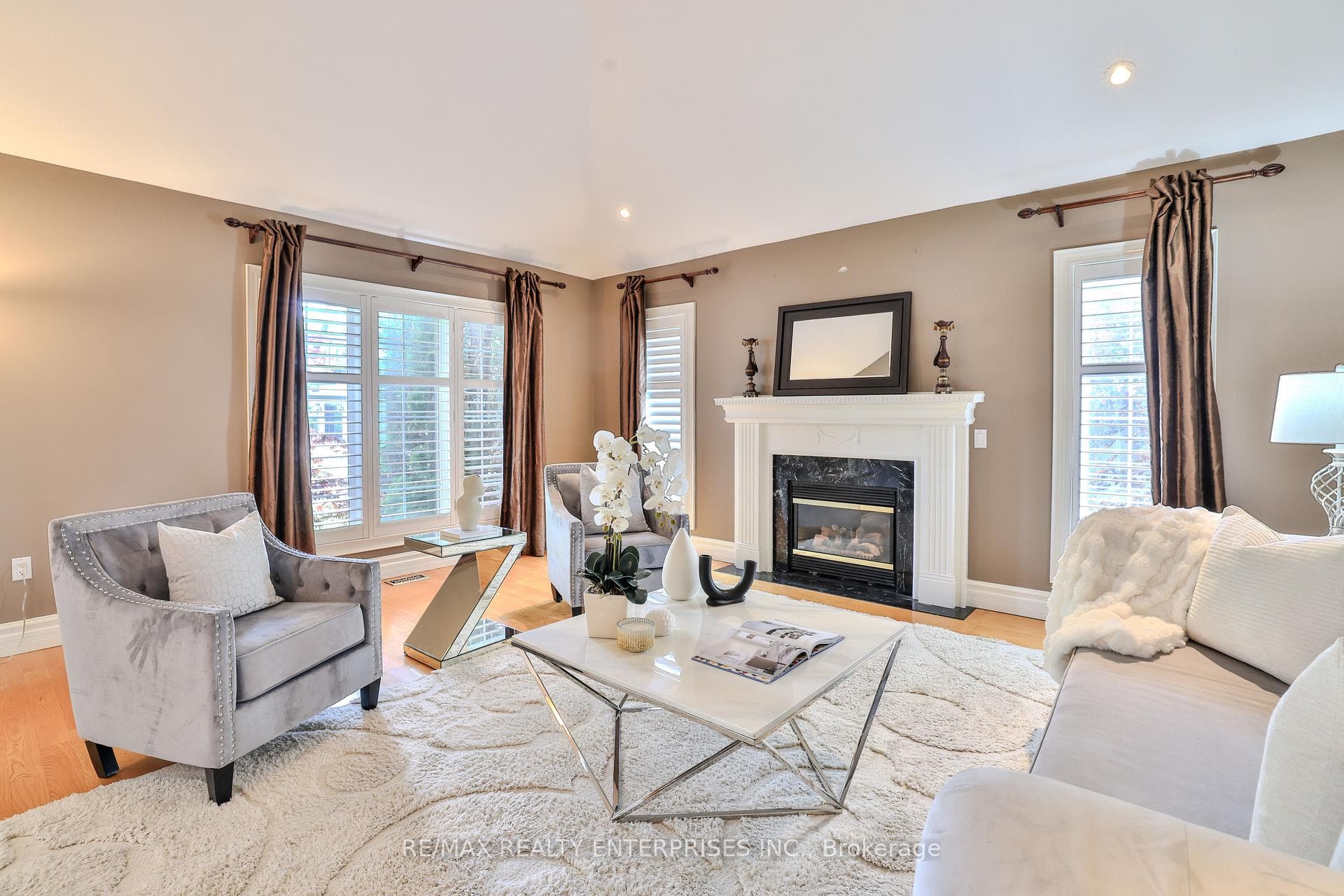 1832 Chesbro Court - Detached photo 9 of 44 in Mississauga, Ontario