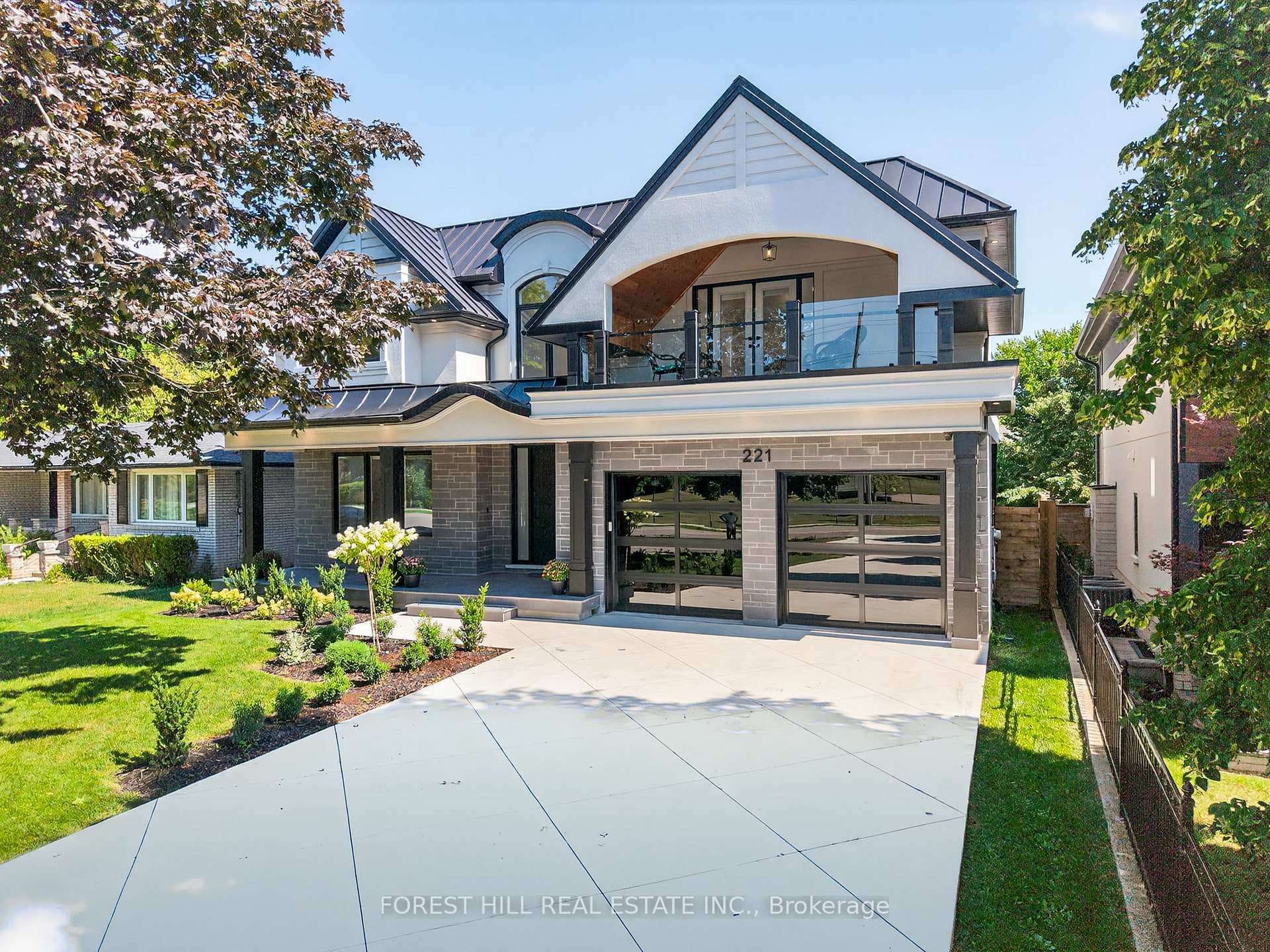 221 Morden Road - Detached photo 44 of 47 in Oakville, Ontario