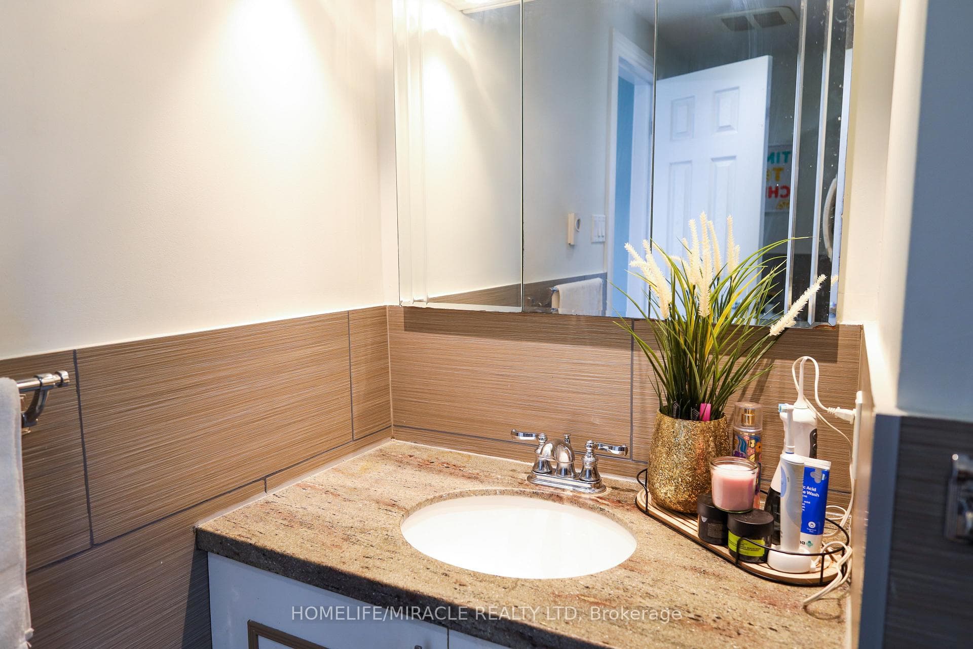 2440 Bromsgrove Road Unit 64 - Condo photo 34 of 40 in Mississauga, Ontario
