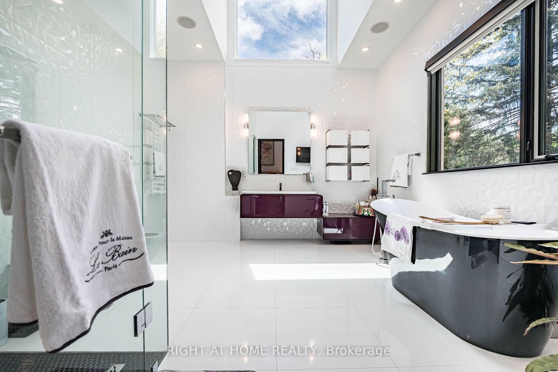 1 Friars Lane - Detached photo 27 of 50 in Etobicoke (Islington / Rexdale), Ontario