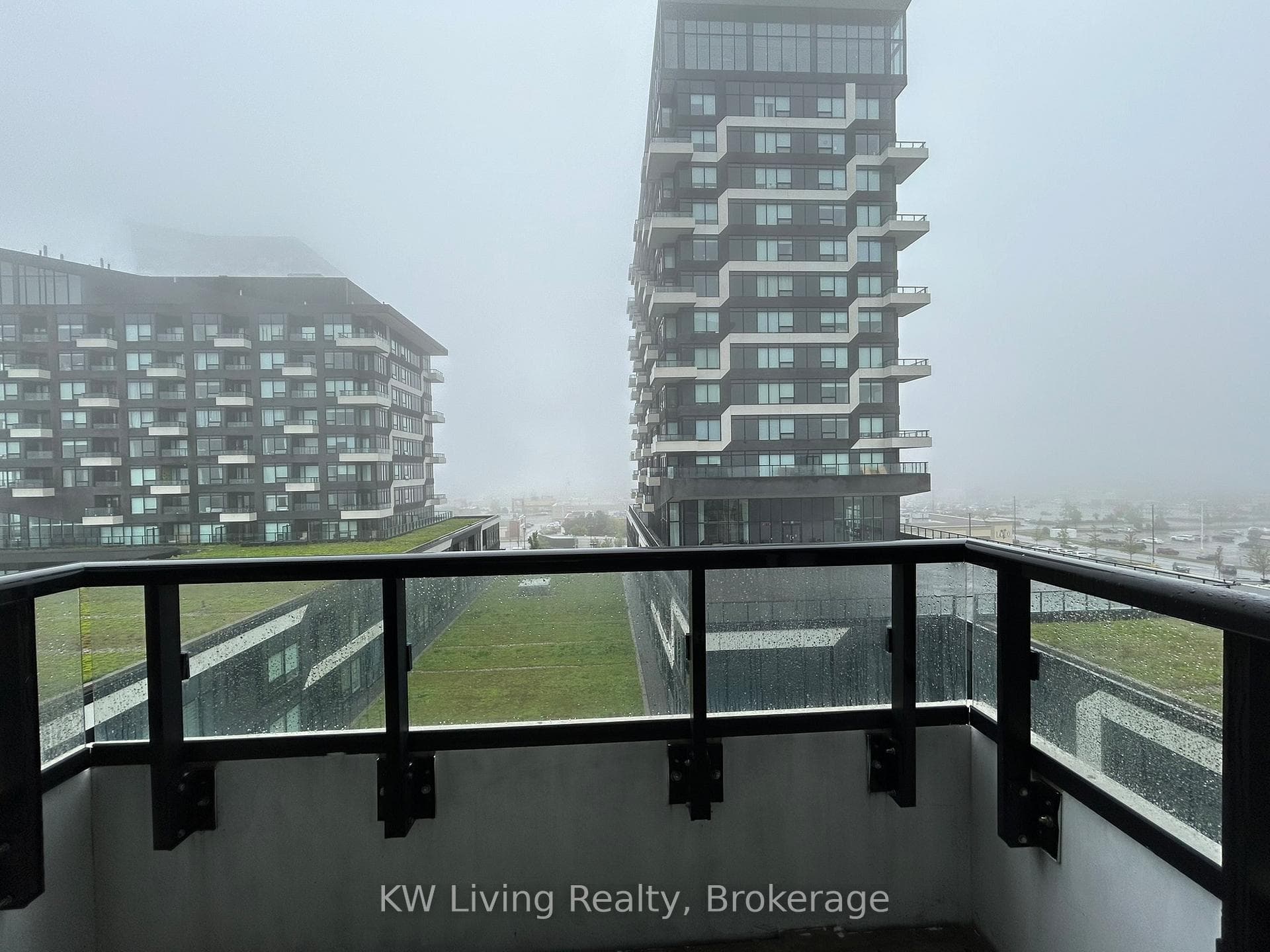2489 Taunton Road Unit 711 - Condo photo 20 of 20 in Oakville, Ontario