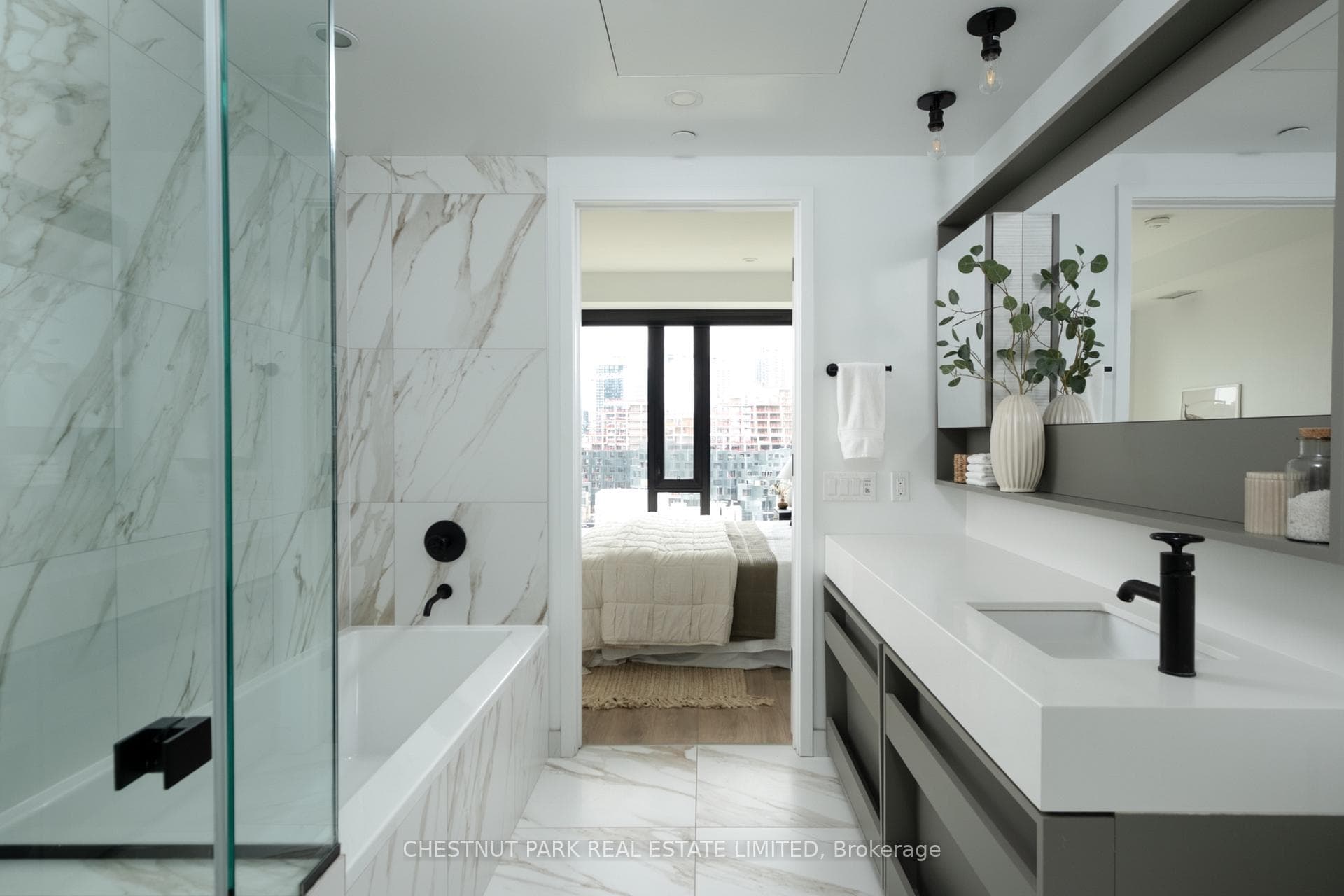 505 Richmond Street Unit 926 - Condo photo 14 of 33 in Downtown Toronto / Waterfront, Ontario