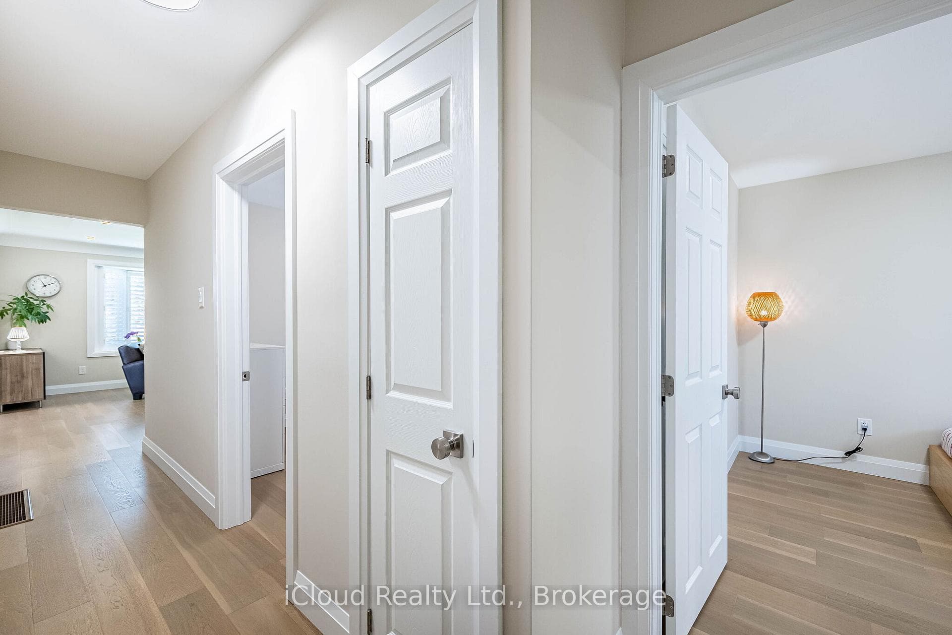 1195 Stanley Drive - Detached photo 18 of 50 in Burlington, Ontario