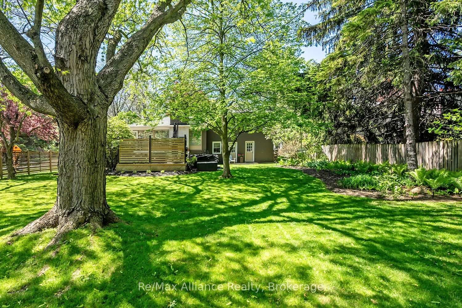 183 Westminster Drive - Detached photo 43 of 44 in Oakville, Ontario