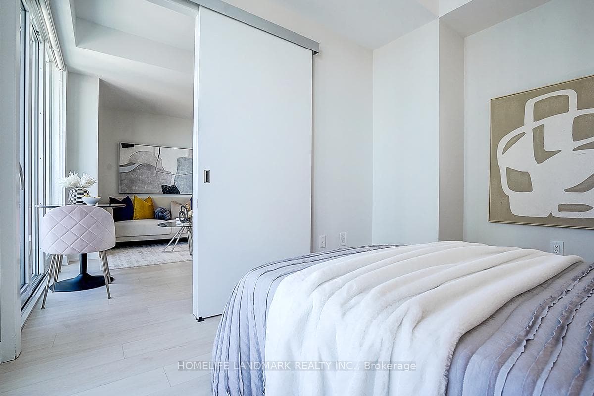 3900 Confederation Parkway Unit 3710 - Condo photo 33 of 50 in Mississauga, Ontario
