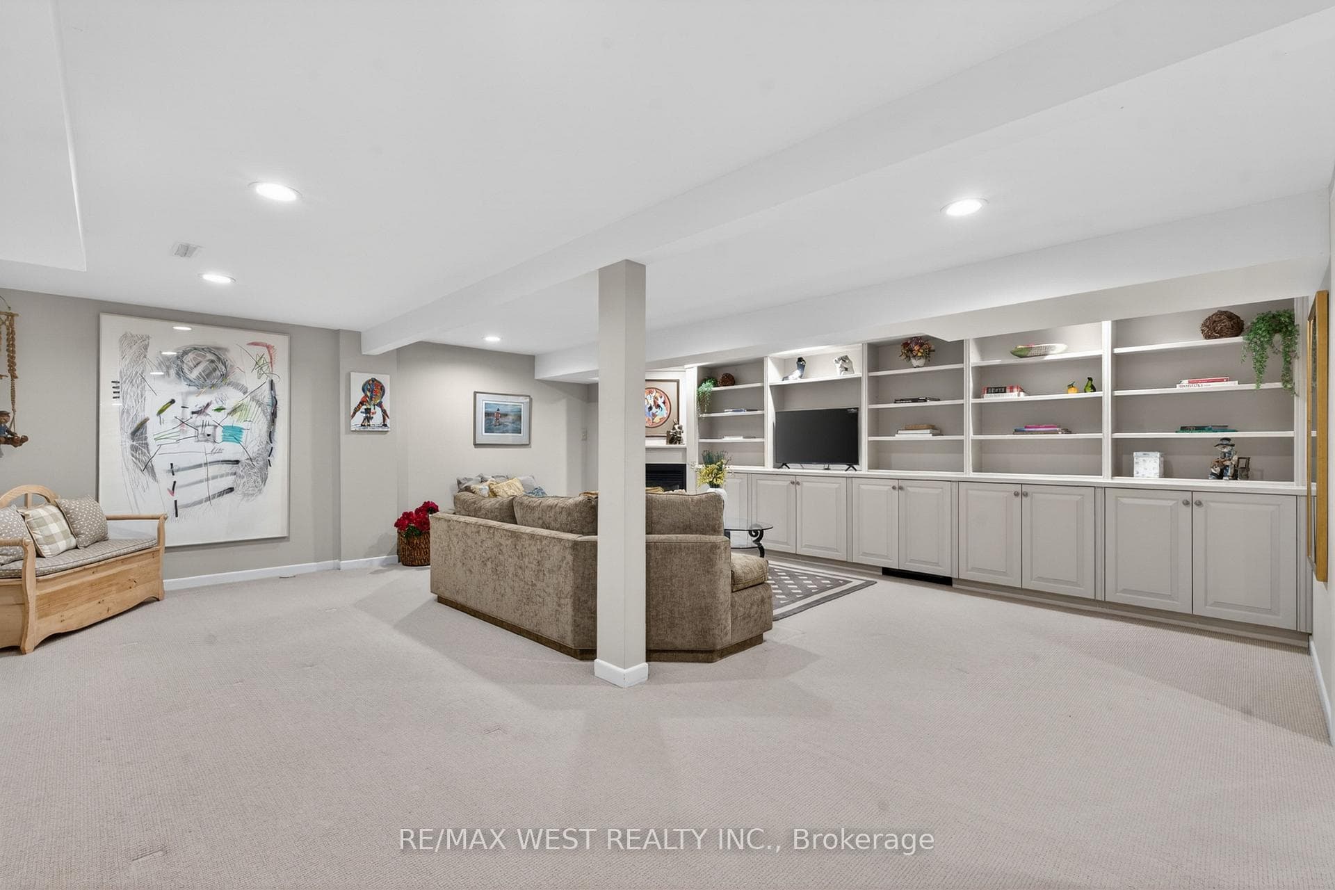 16 Caravan Drive - Detached photo 30 of 49 in Don Mills / Parkwoods / Victoria Village, Ontario