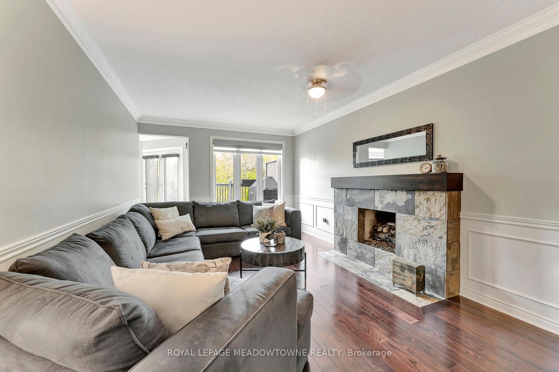2008 Peak Place - Detached photo 12 of 40 in Oakville, Ontario