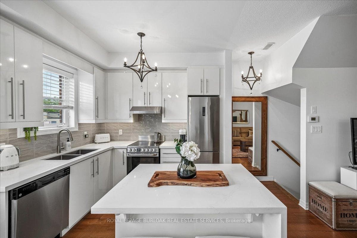 70 Plains Road Unit 51 - Condo photo 23 of 29 in Burlington, Ontario