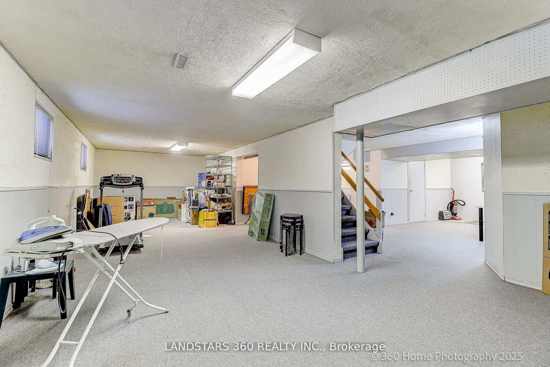 31 Whitehorn Crescent - Detached photo 24 of 29 in Hillcrest Village / Bayview Village, Ontario