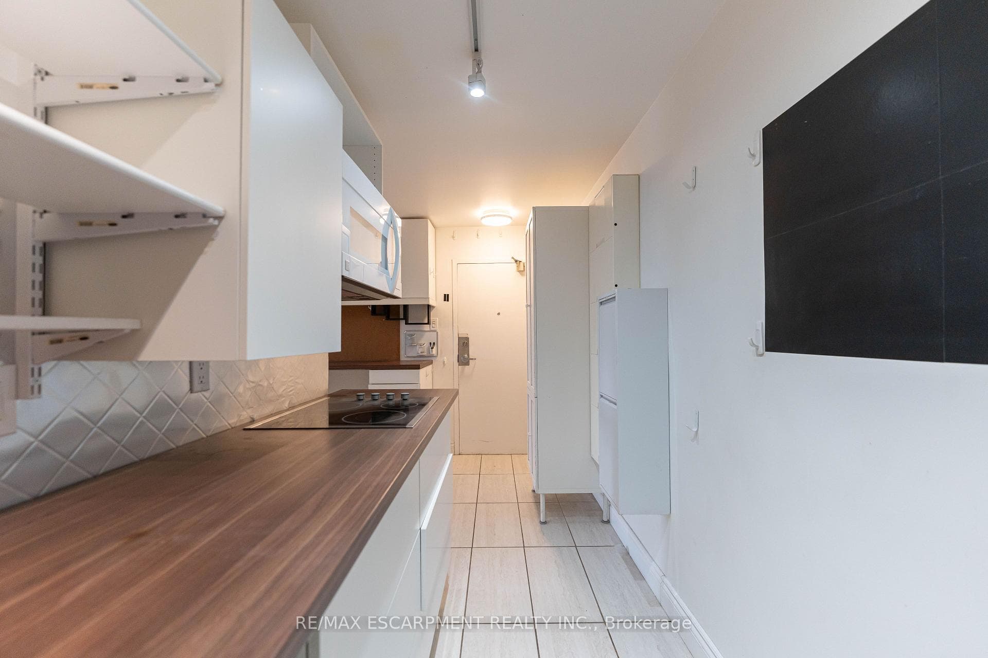 30 Summit Avenue Unit 607 - Condo photo 7 of 21 in Hamilton, Ontario