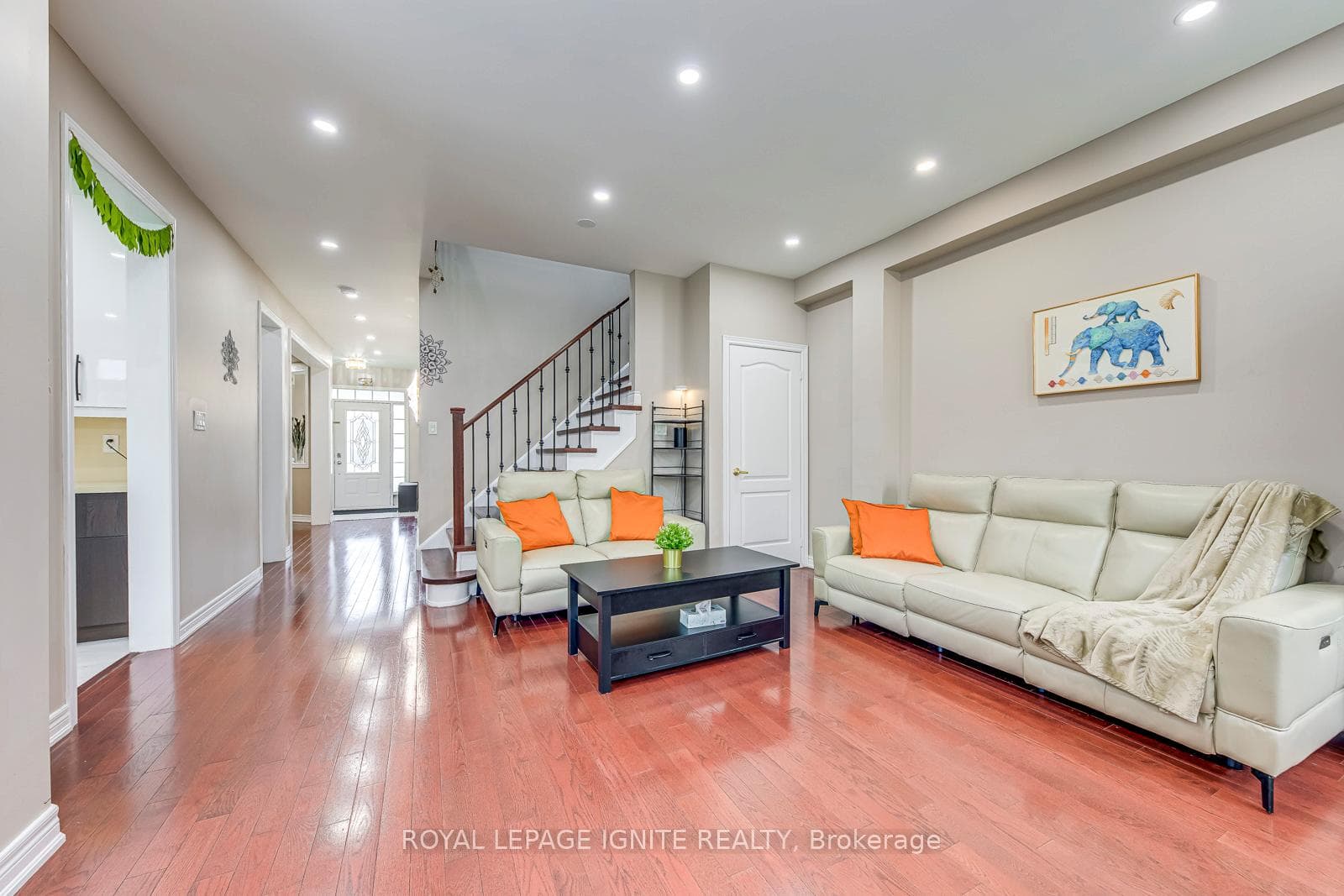 30 Streamline Drive - Detached photo 12 of 50 in Brampton, Ontario
