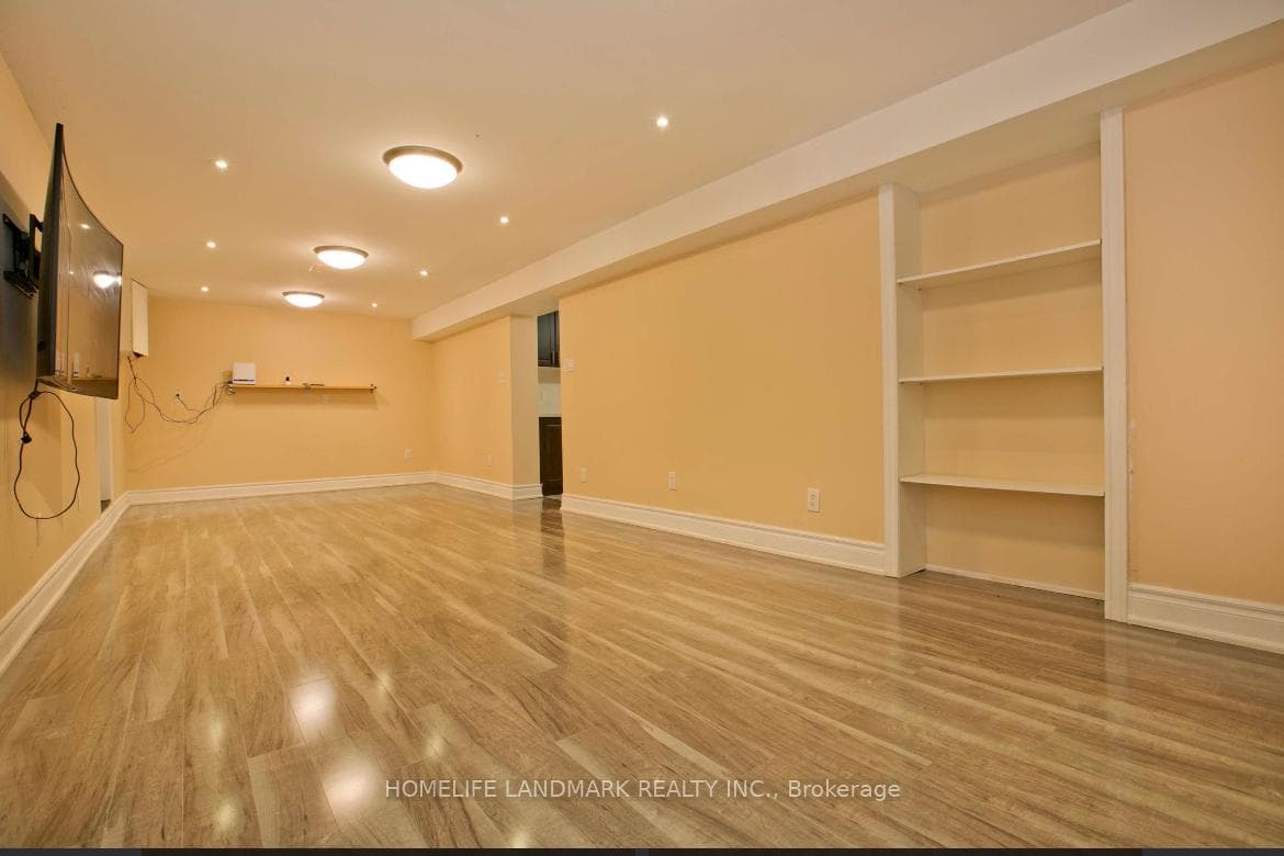 157 Pleasant View Drive - Detached photo 19 of 23 in Hillcrest Village / Bayview Village, Ontario