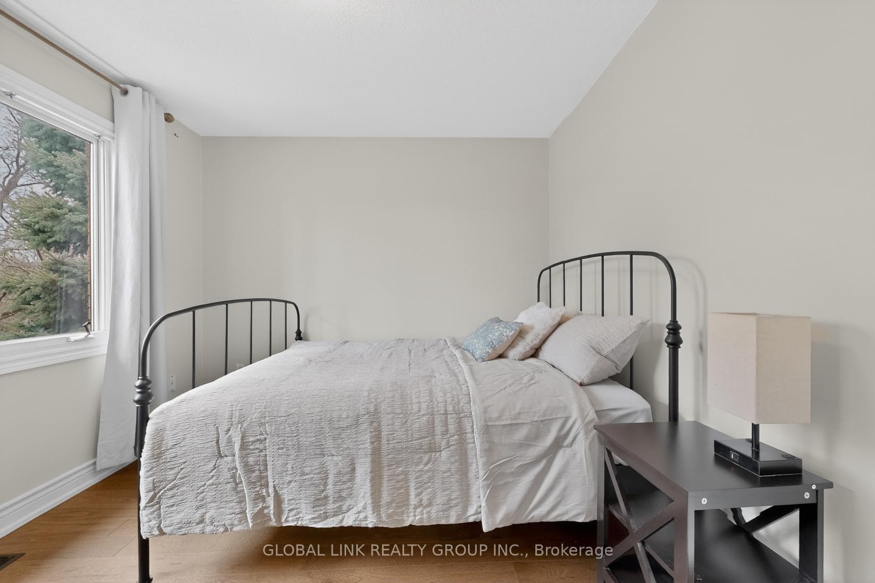 2141 Galena Crescent - Detached photo 21 of 37 in Oakville, Ontario