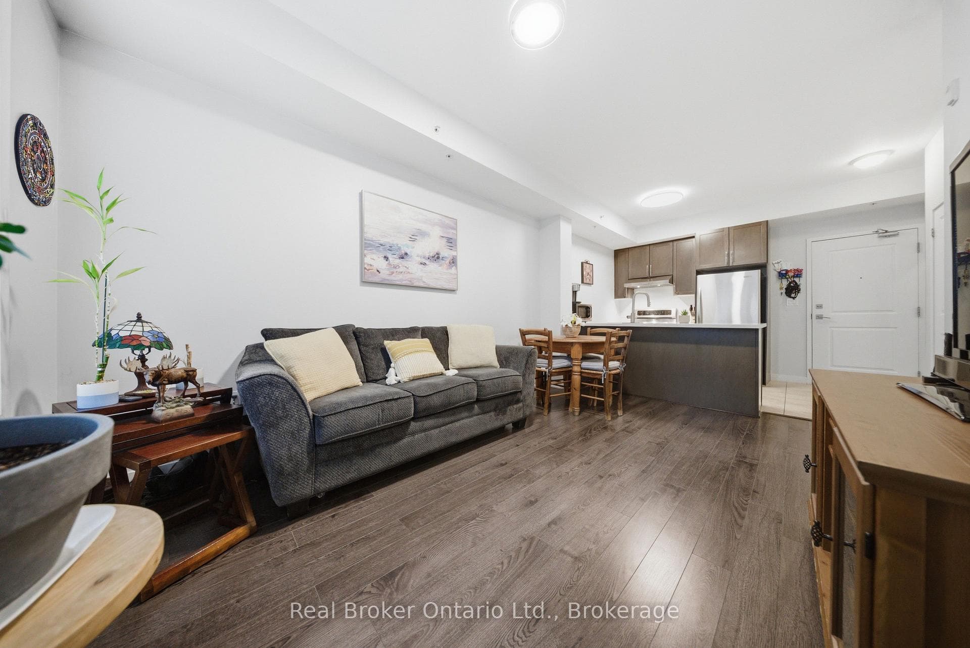 5010 Corporate Drive Unit 109 - Condo photo 13 of 38 in Burlington, Ontario