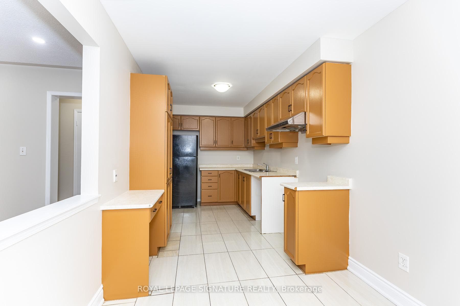 60 Blue Spruce Street - Townhouse photo 17 of 39 in Brampton, Ontario