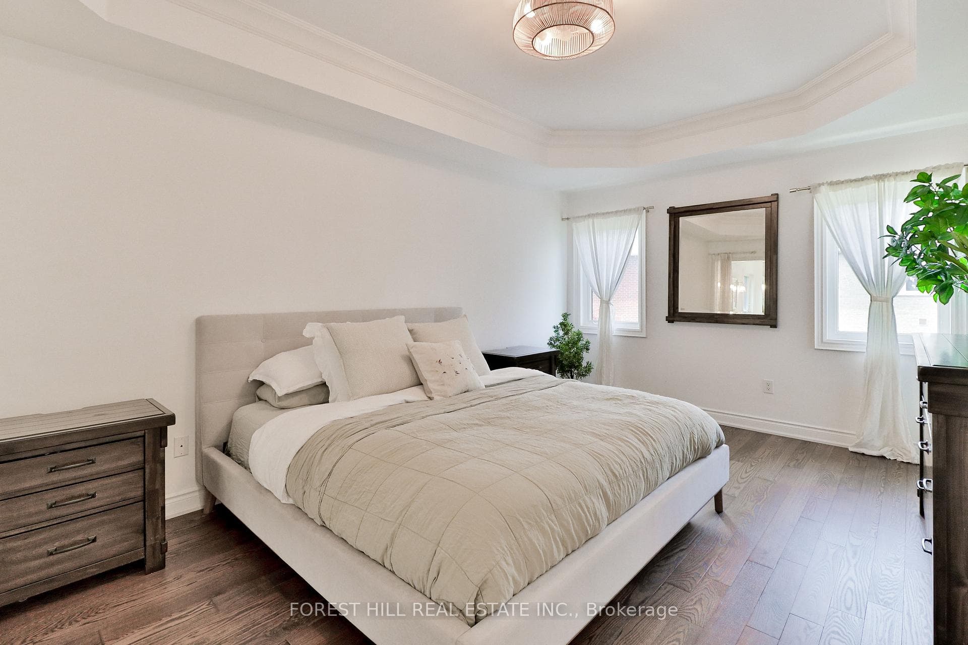 327 Turning Leaf Road - Detached photo 26 of 43 in Oakville, Ontario