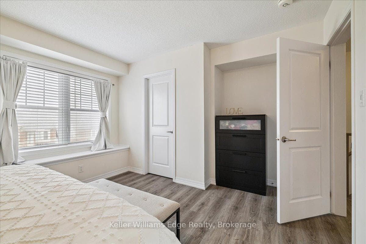 244 Harold Dent Trail - Townhouse photo 30 of 40 in Oakville, Ontario