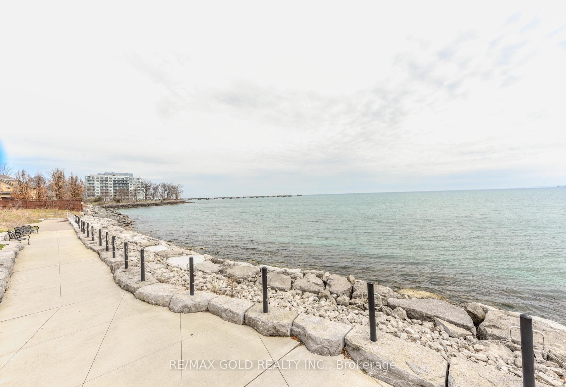100 Burloak Drive Unit 2411 - Condo photo 46 of 48 in Burlington, Ontario