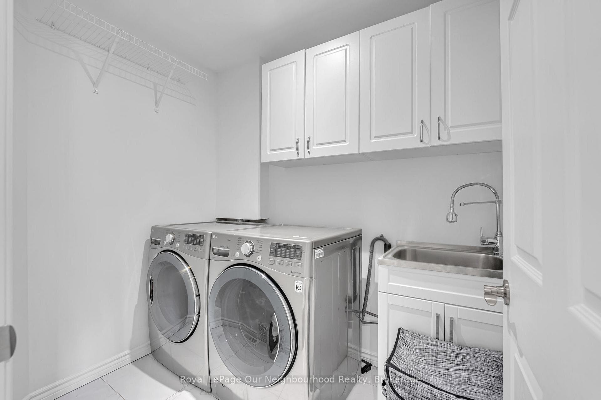 4689 Leanna Heights Road - Detached photo 25 of 39 in Burlington, Ontario
