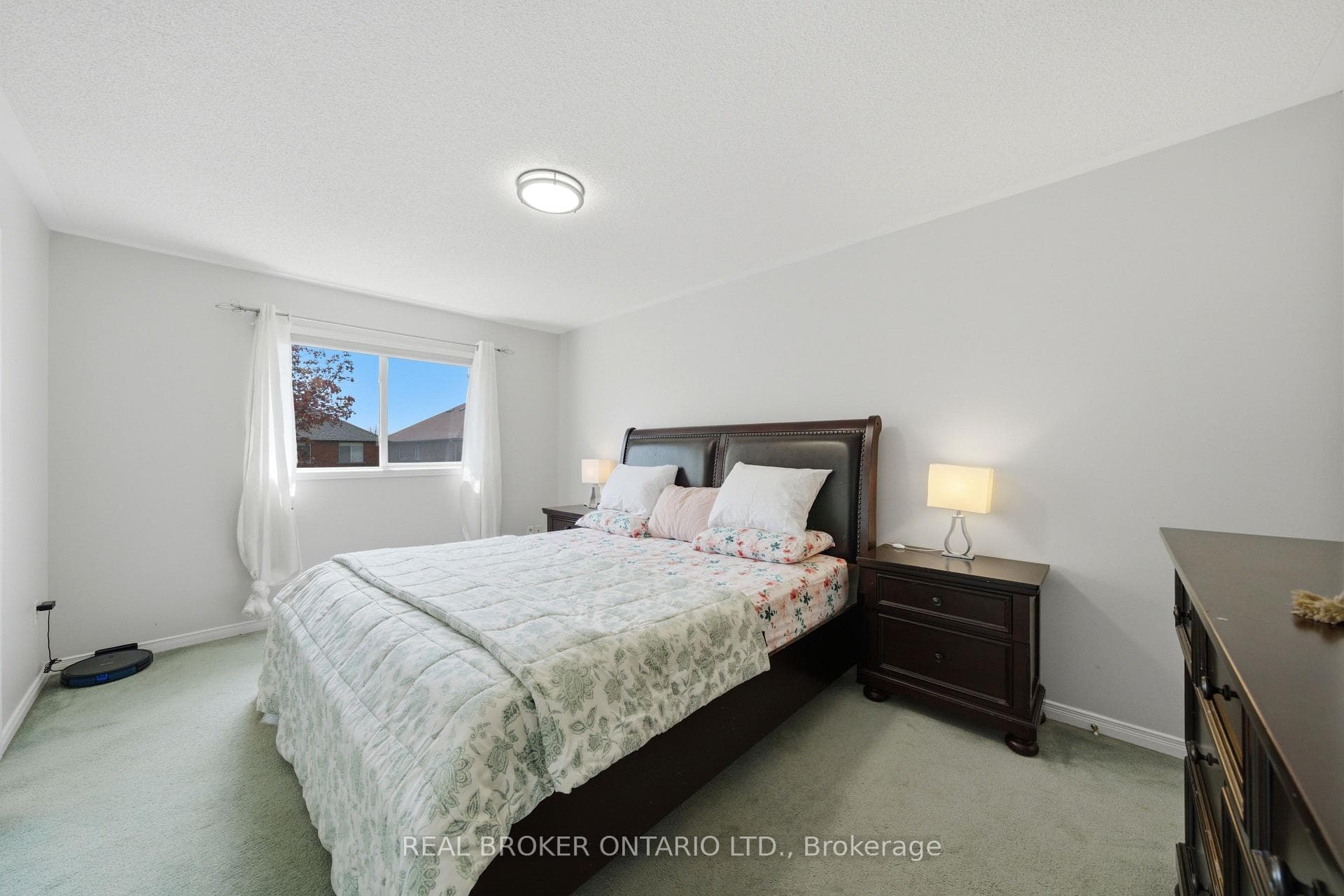 1860 Creek Way - Semi-Detached photo 19 of 44 in Burlington, Ontario