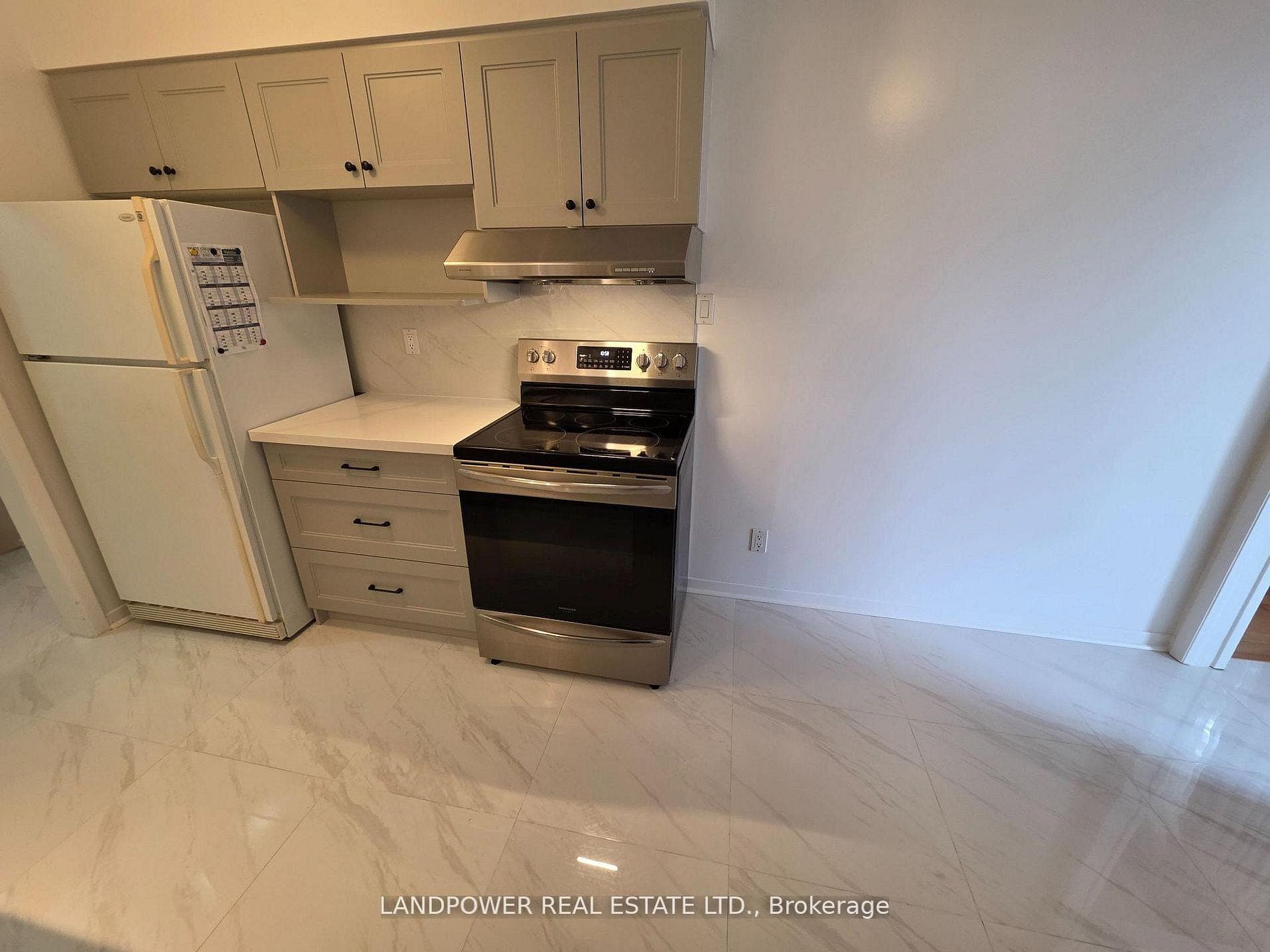 93 Clansman Boulevard - Detached photo 9 of 37 in Hillcrest Village / Bayview Village, Ontario