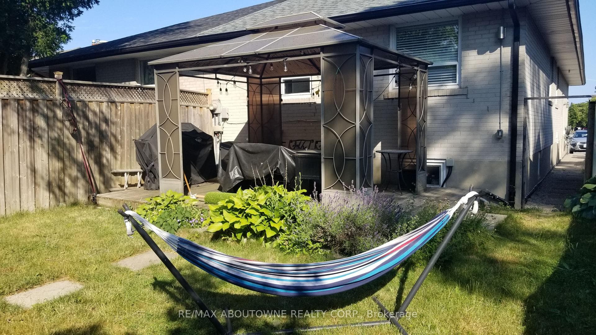 1601 Sandgate Crescent - Semi-Detached photo 35 of 35 in Mississauga, Ontario