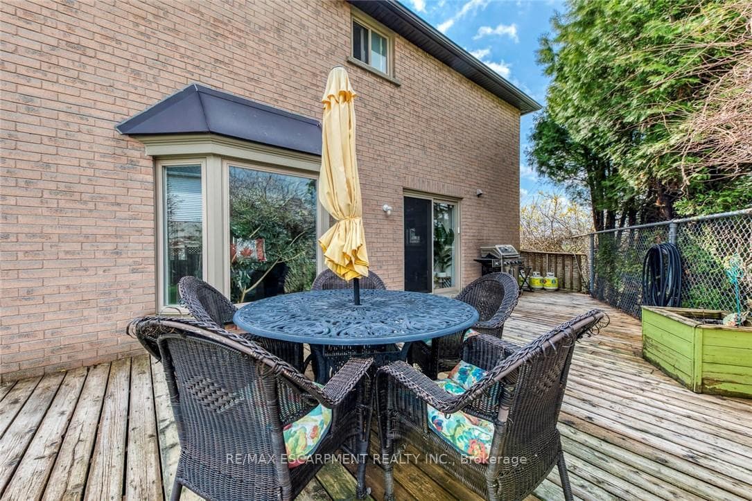 3311 SPRINGVALE Court - Detached photo 47 of 50 in Burlington, Ontario