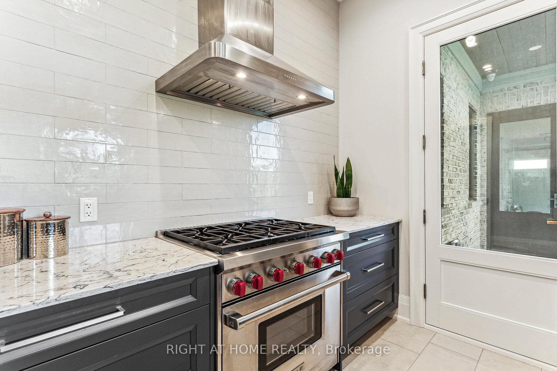 2606 Harvestmoon Lane - Detached photo 21 of 50 in Burlington, Ontario