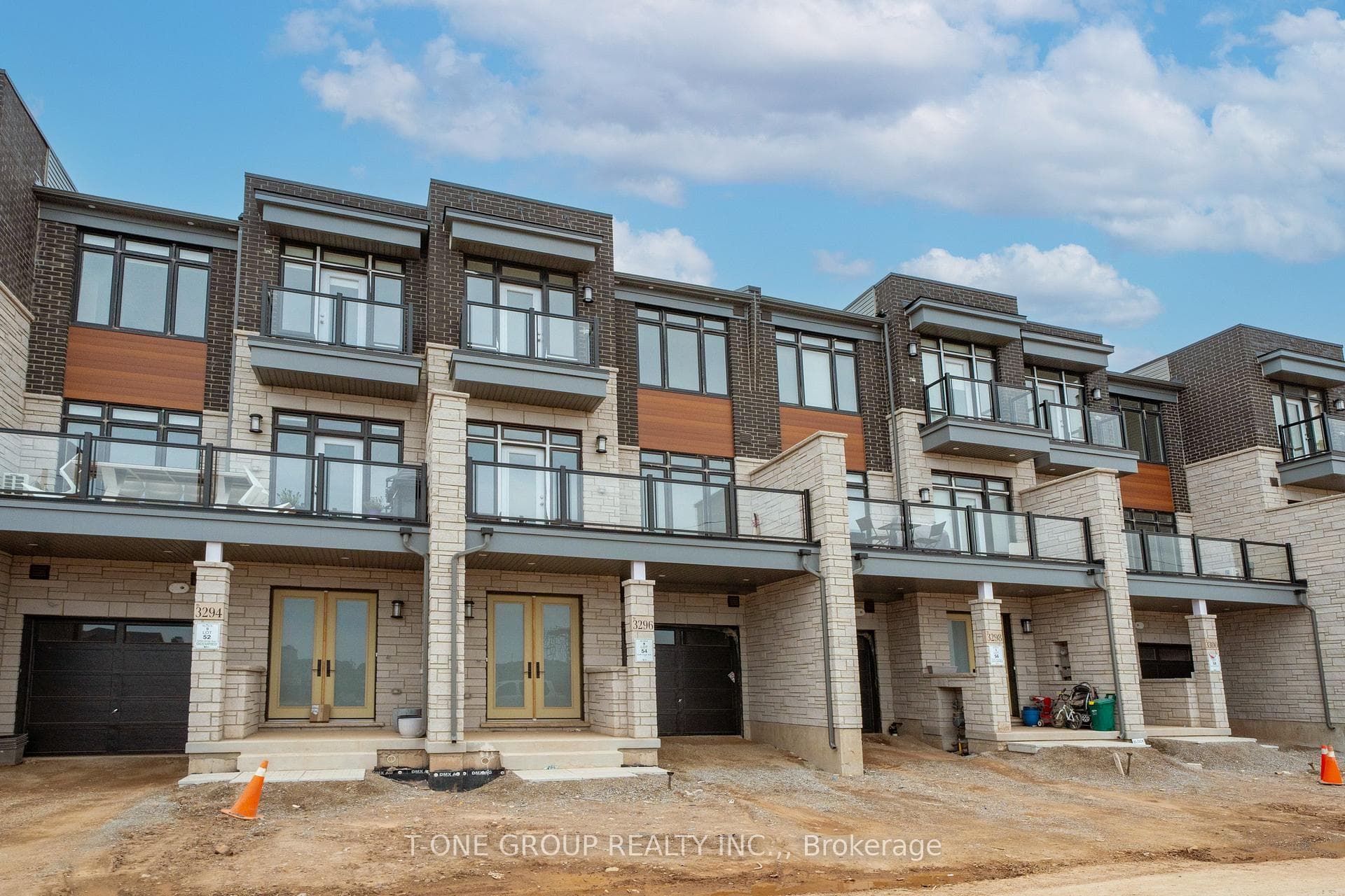 3296-Lot 54 Umar Avenue - Townhouse photo 3 of 38 in Oakville, Ontario