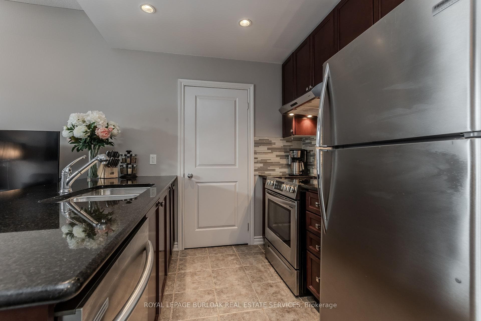5327 Upper Middle Road Unit 205 - Condo photo 4 of 25 in Burlington, Ontario