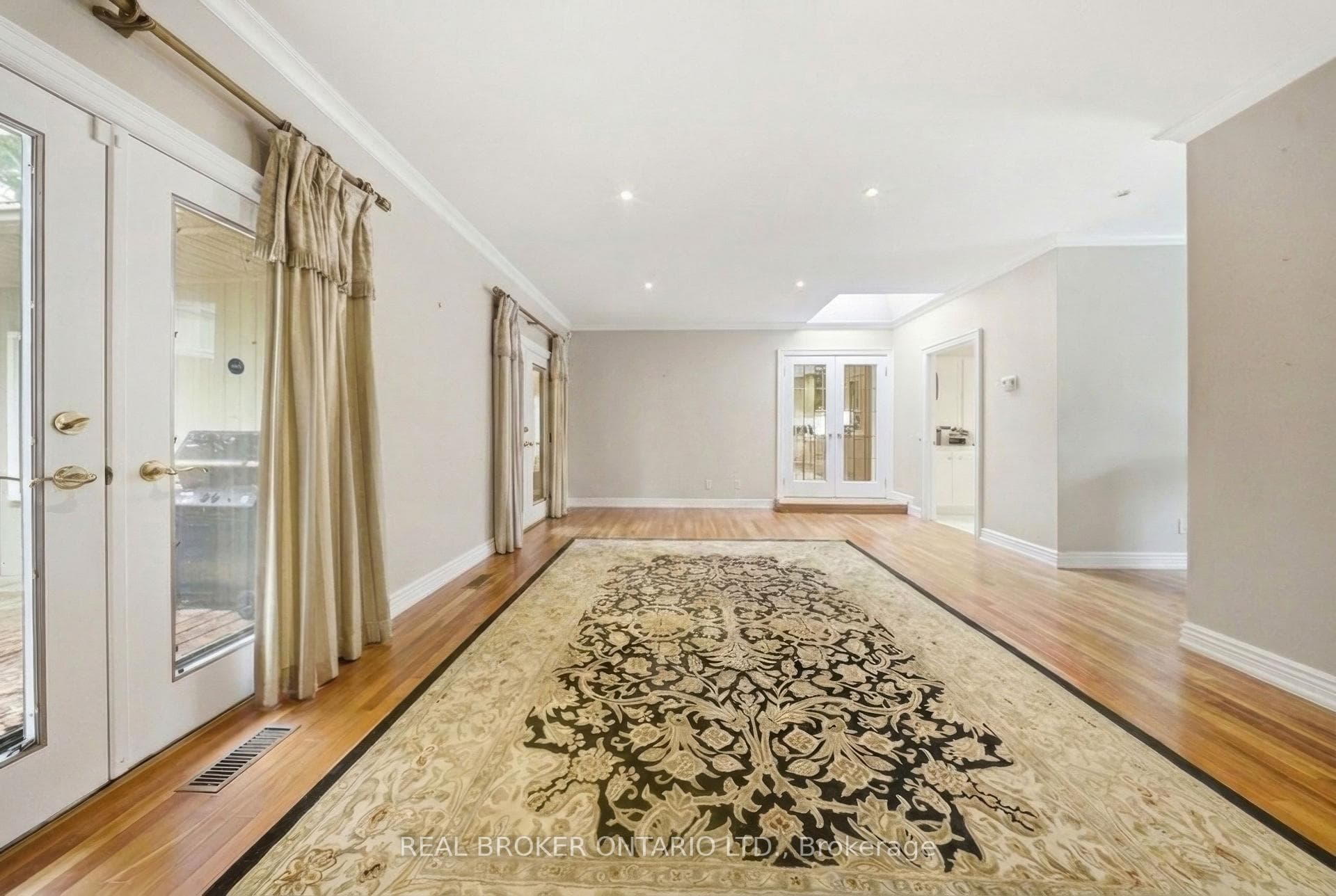 529 Conservation Drive - Detached photo 14 of 45 in Brampton, Ontario