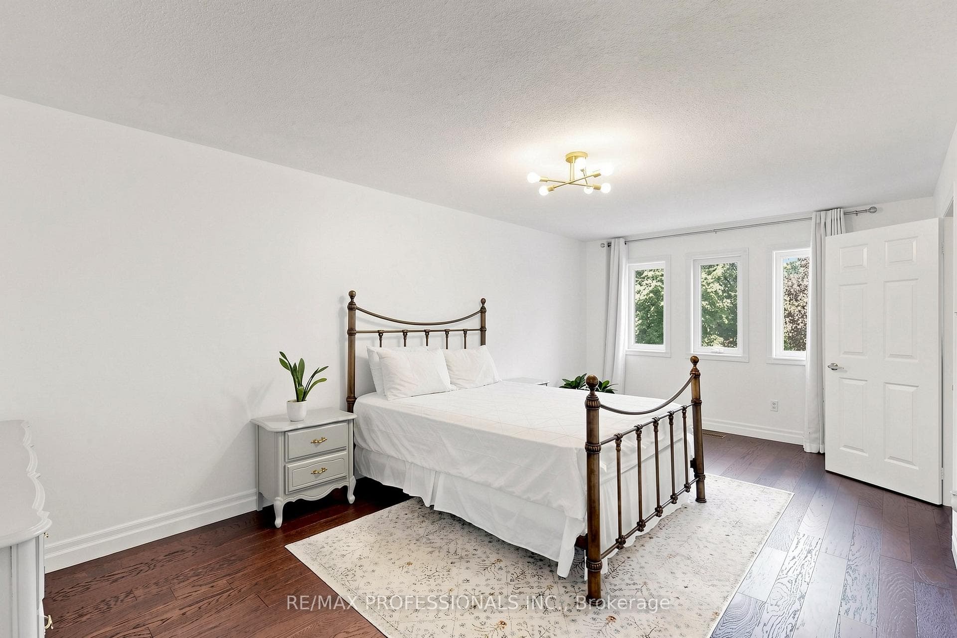 970 Silversmith Drive - Detached photo 26 of 50 in Mississauga, Ontario