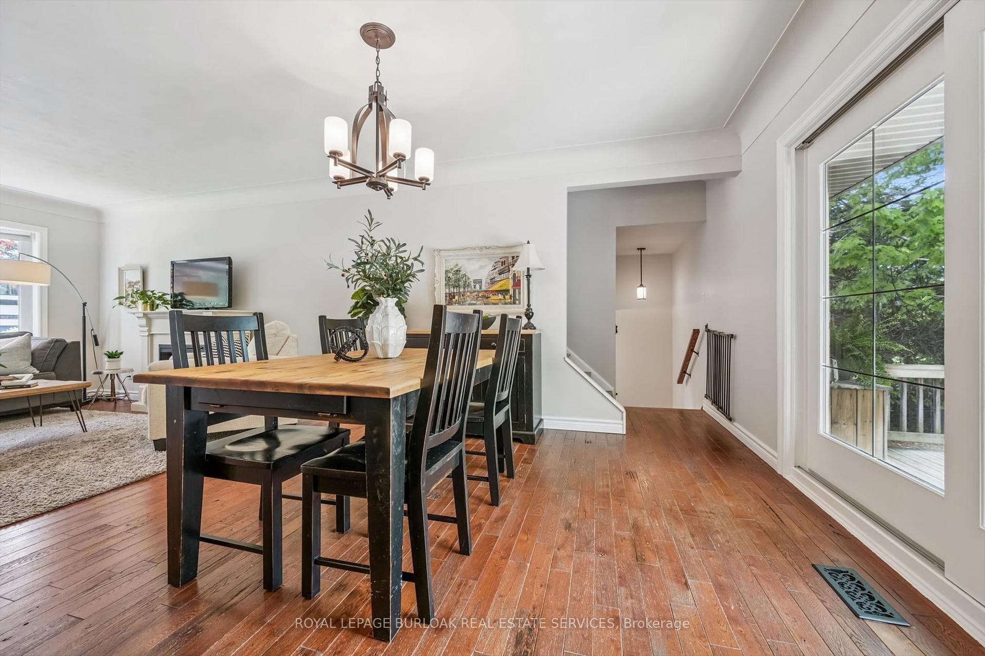 291 Strathcona Drive - Detached photo 10 of 40 in Burlington, Ontario