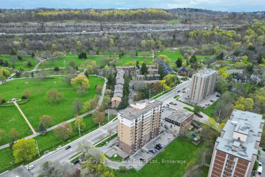 1950 Main Street Unit 1108 - Condo photo 6 of 38 in Hamilton, Ontario