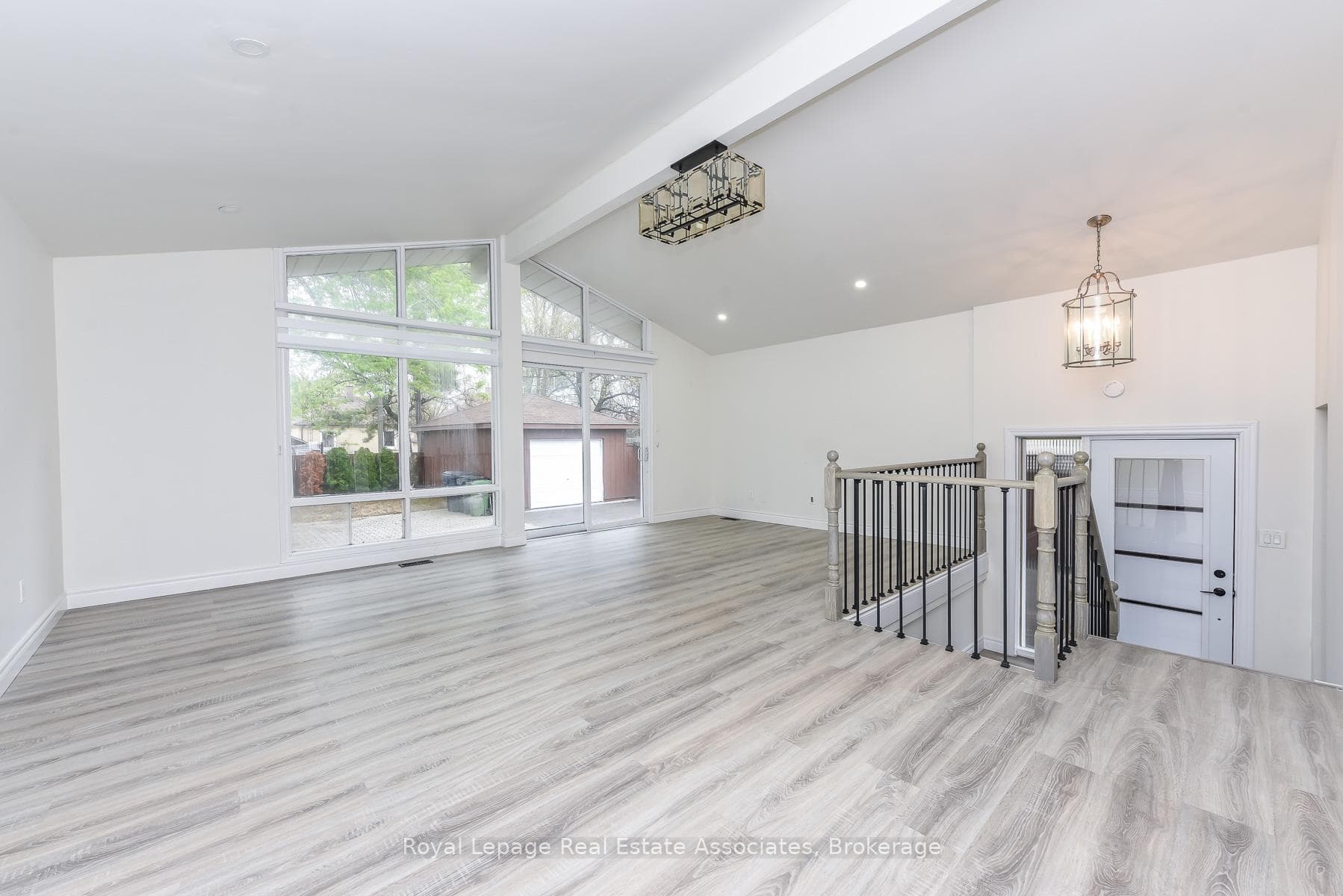 665 Kipling Avenue - Commercial photo 11 of 43 in Etobicoke (Islington / Rexdale), Ontario
