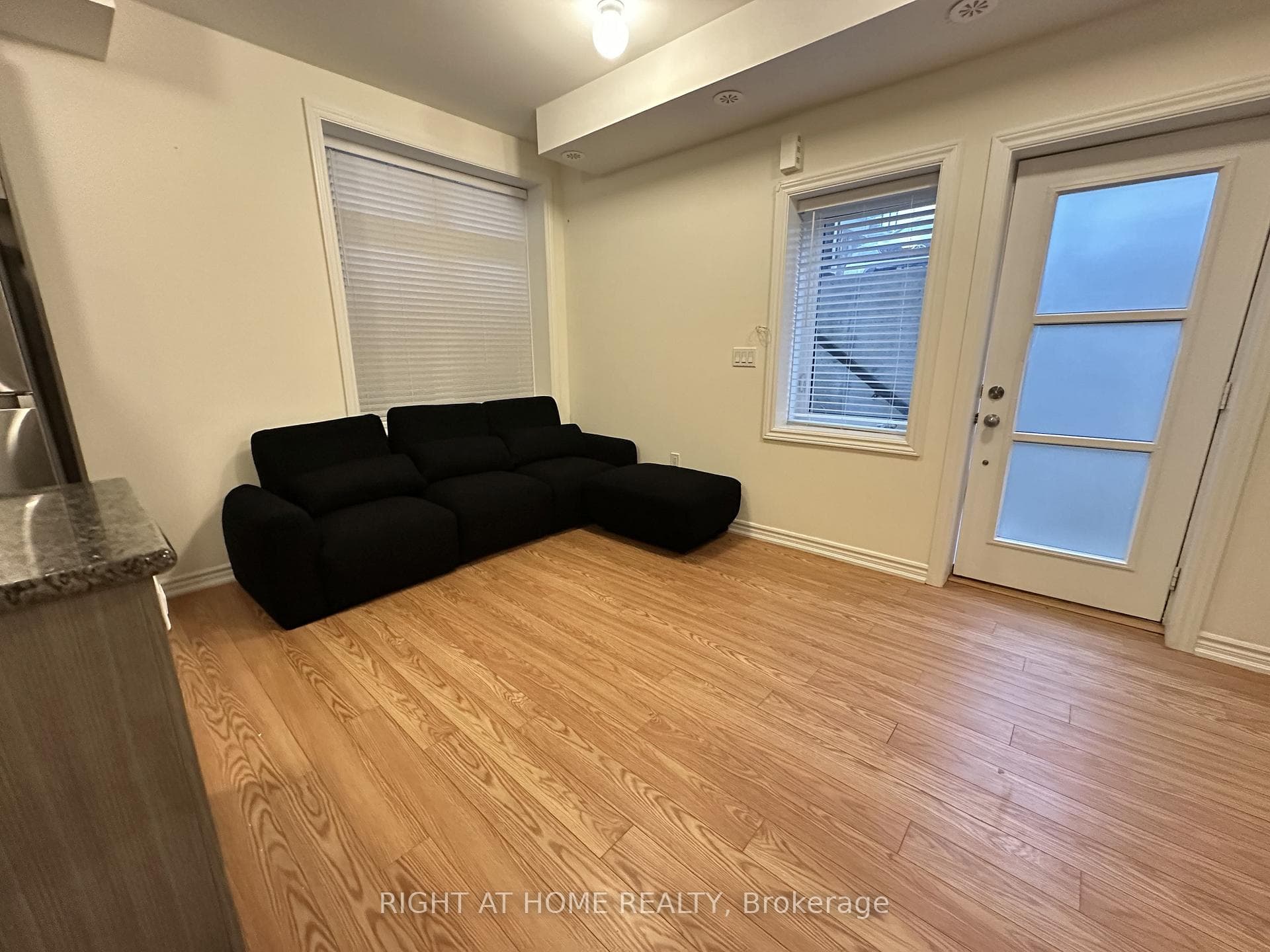 50 Halliford Place Unit 602 - Condo photo 5 of 18 in Brampton, Ontario