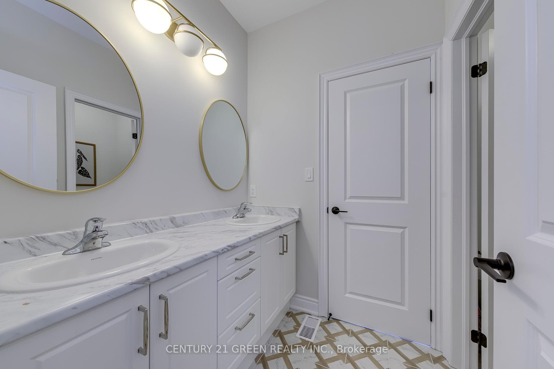 1290 Felicity Gardens - Detached photo 36 of 50 in Oakville, Ontario