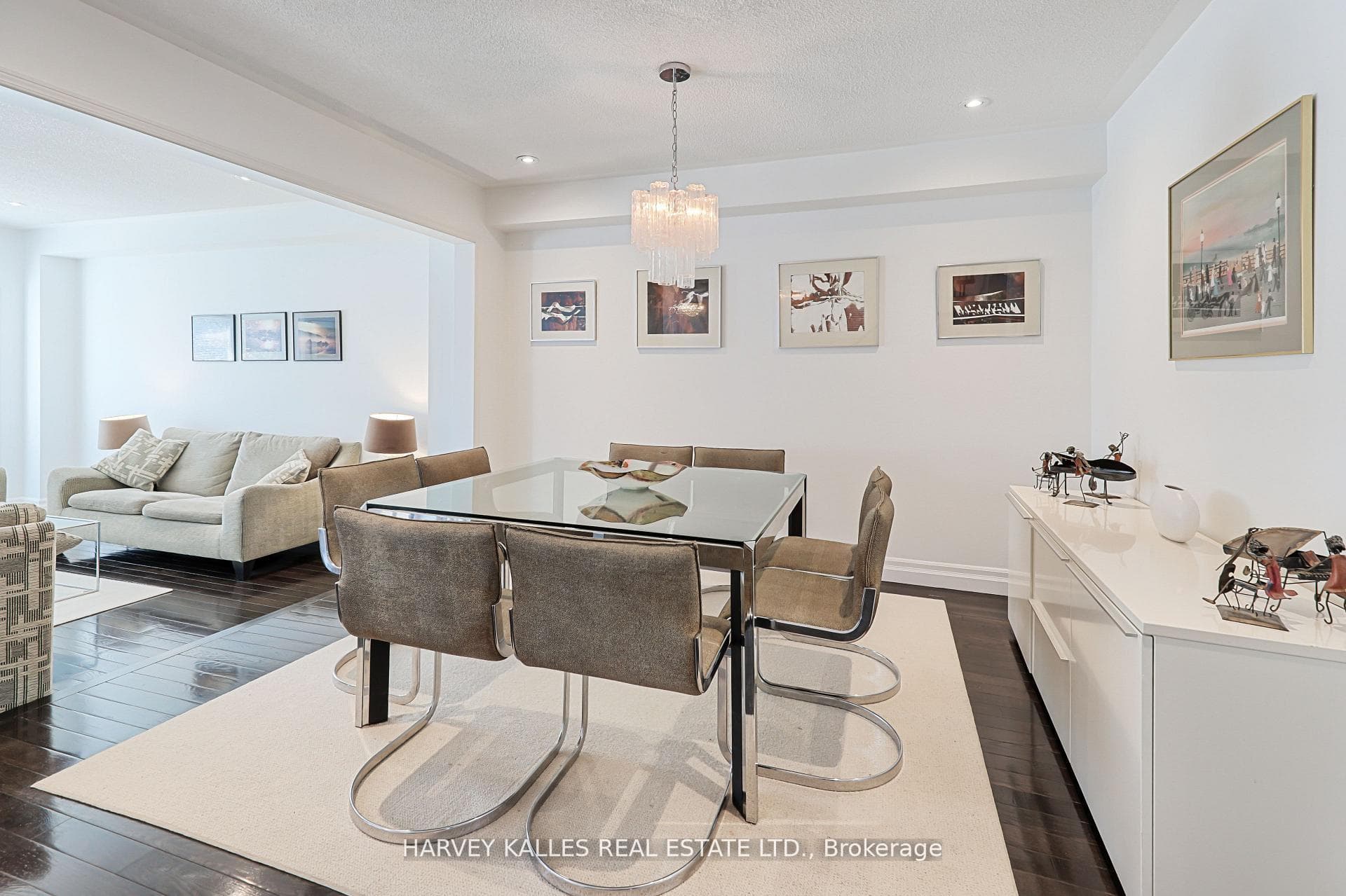 1050 Lindsay Drive - Townhouse photo 4 of 40 in Oakville, Ontario