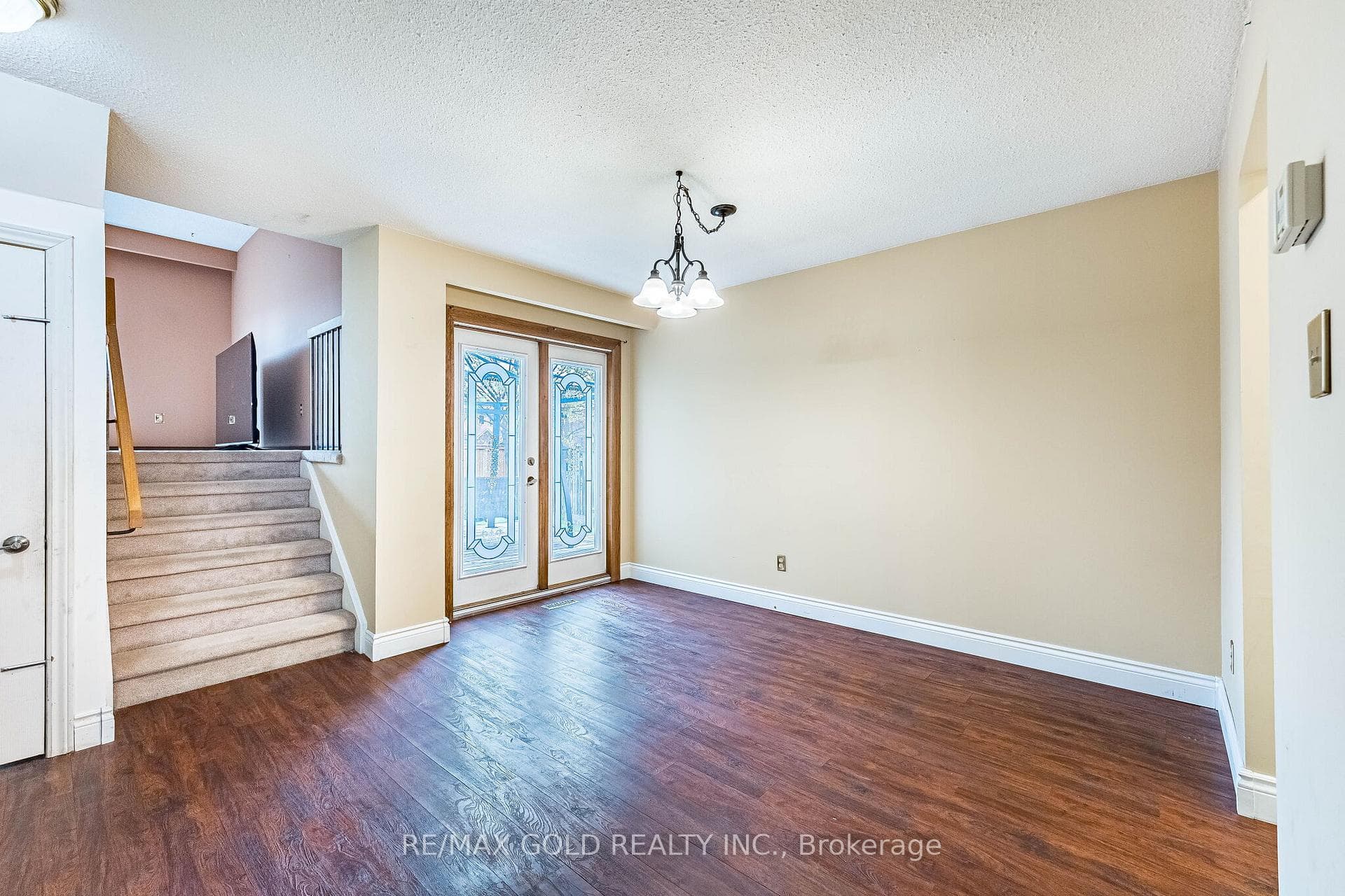 41 Simmons Boulevard - Detached photo 13 of 37 in Brampton, Ontario