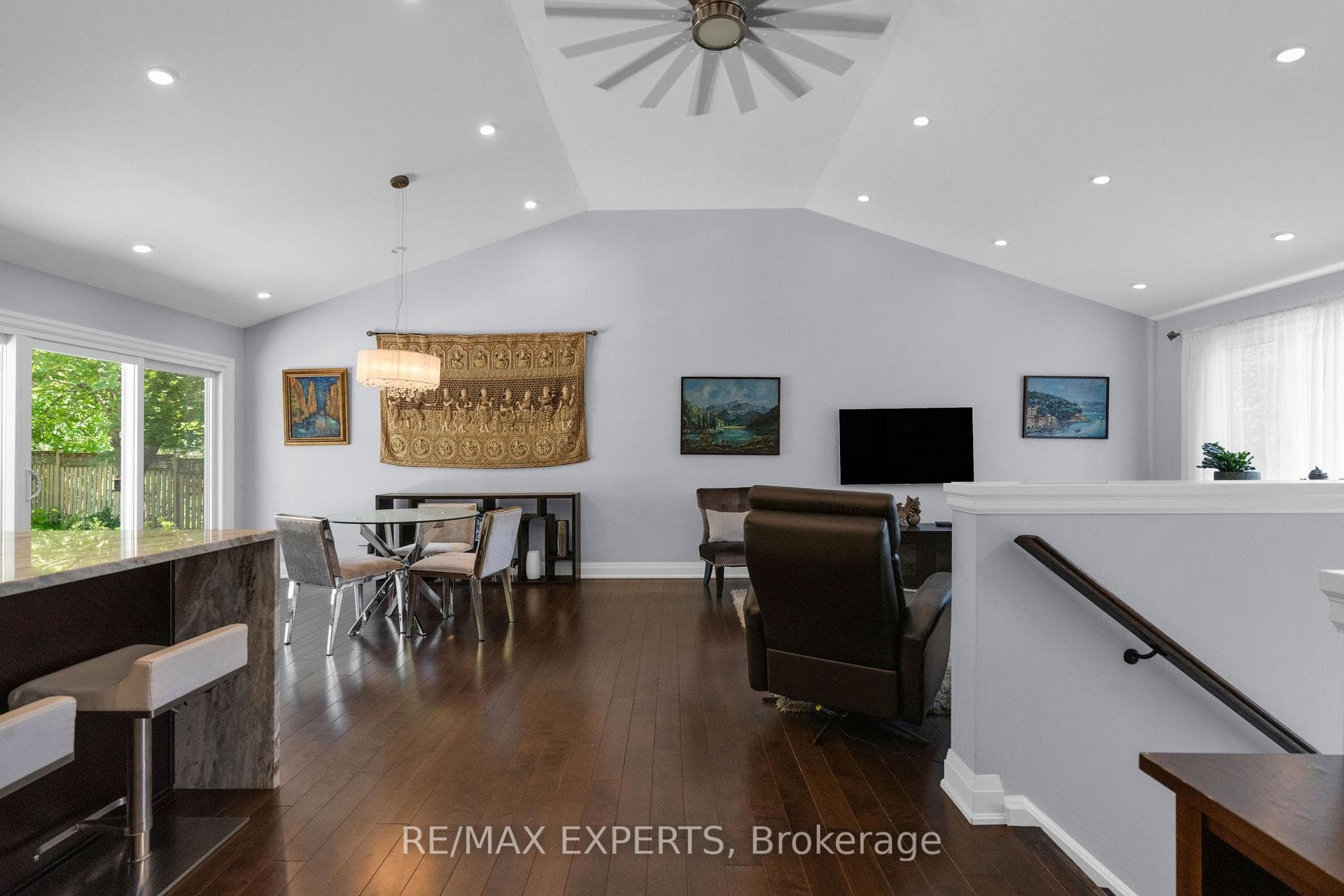 317 Marple Crescent - Detached photo 4 of 50 in Caledon, Ontario