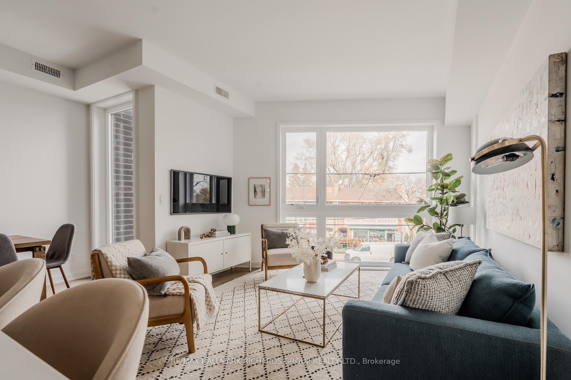 35 Birchcliff Avenue Unit 35 - Condo photo 8 of 13 in Birch Cliff / Cliffside, Ontario