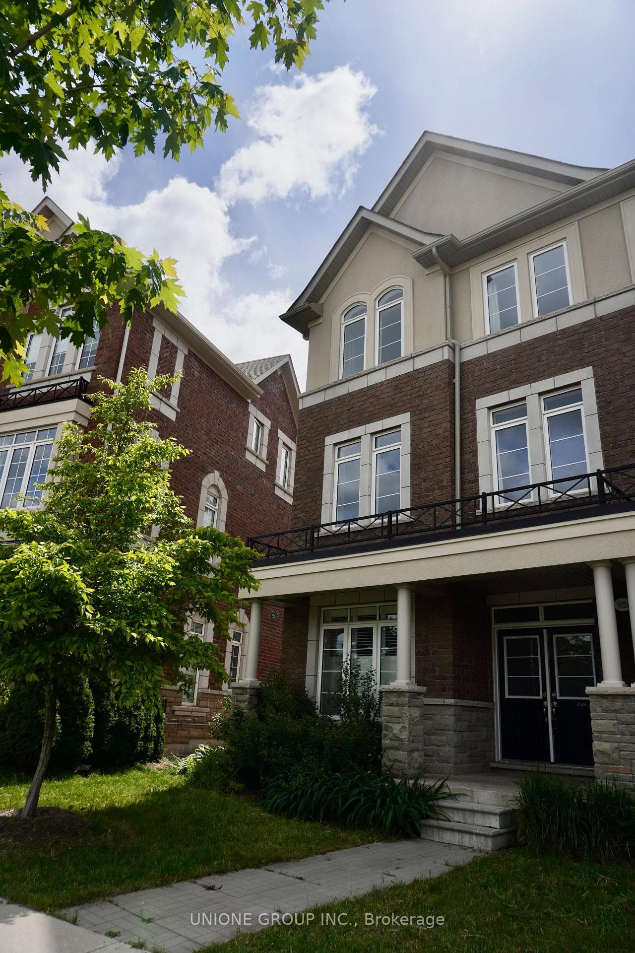 3024 George Savage Avenue - Townhouse photo 1 of 17 in Oakville, Ontario