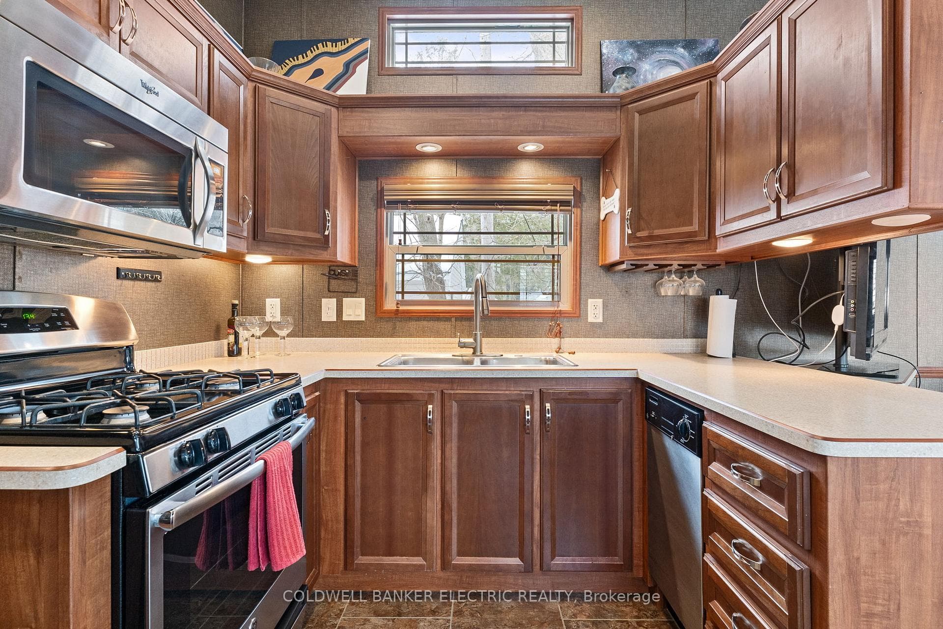 5139 Halstead Beach Road Unit 485B - Detached photo 24 of 31 in Hamilton Township, Ontario