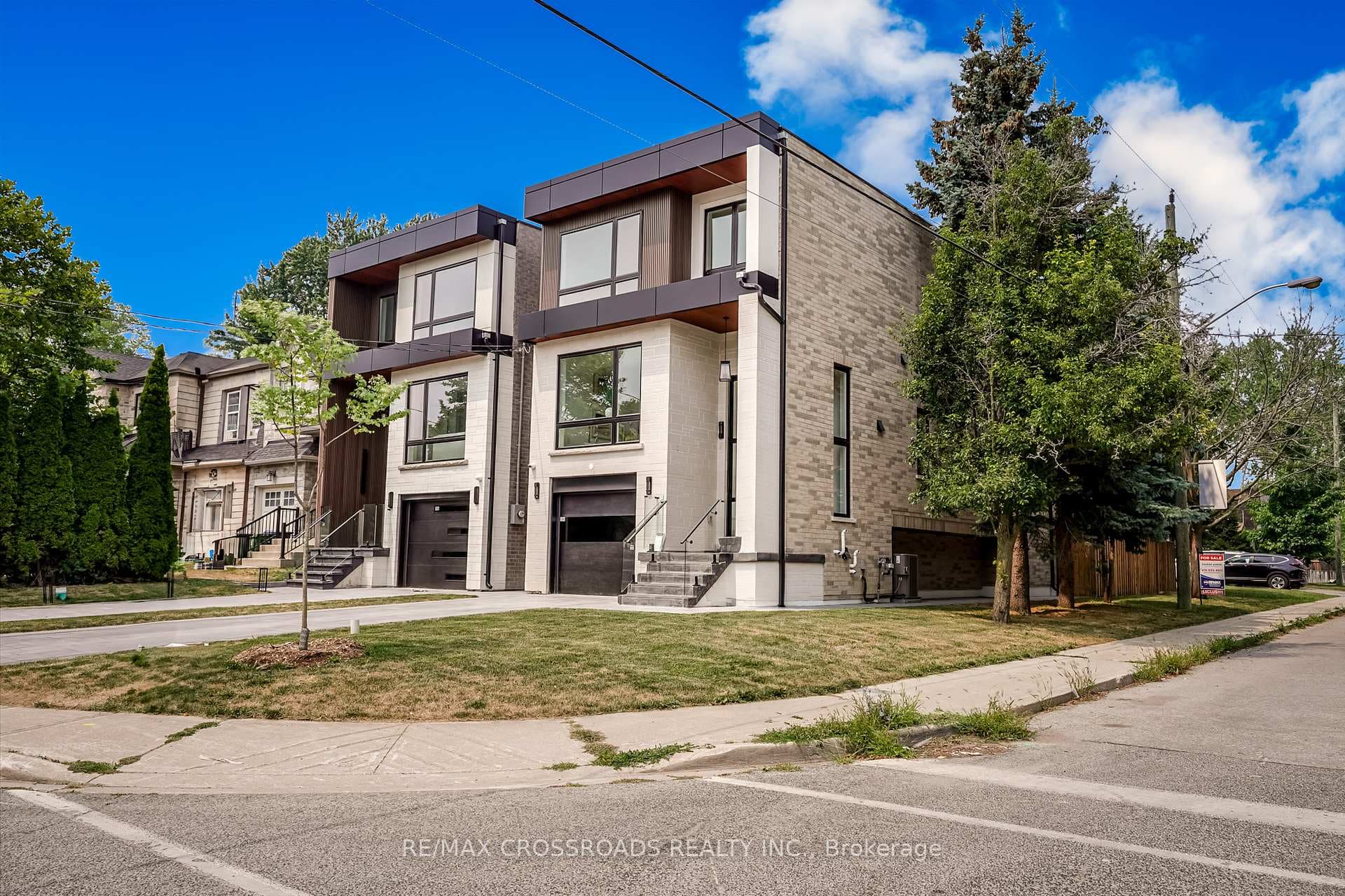 108 Park Street - Detached photo 1 of 44 in Birch Cliff / Cliffside, Ontario
