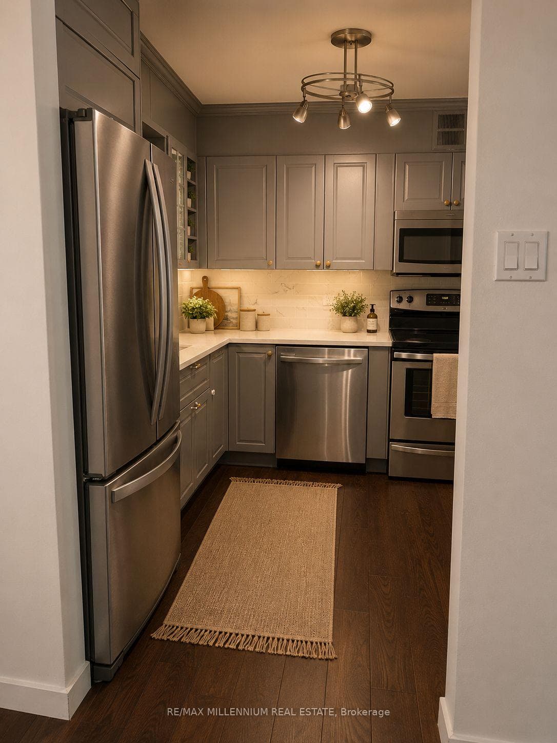 1480 Pilgrims Way Unit 1613 - Condo photo 6 of 17 in Oakville, Ontario