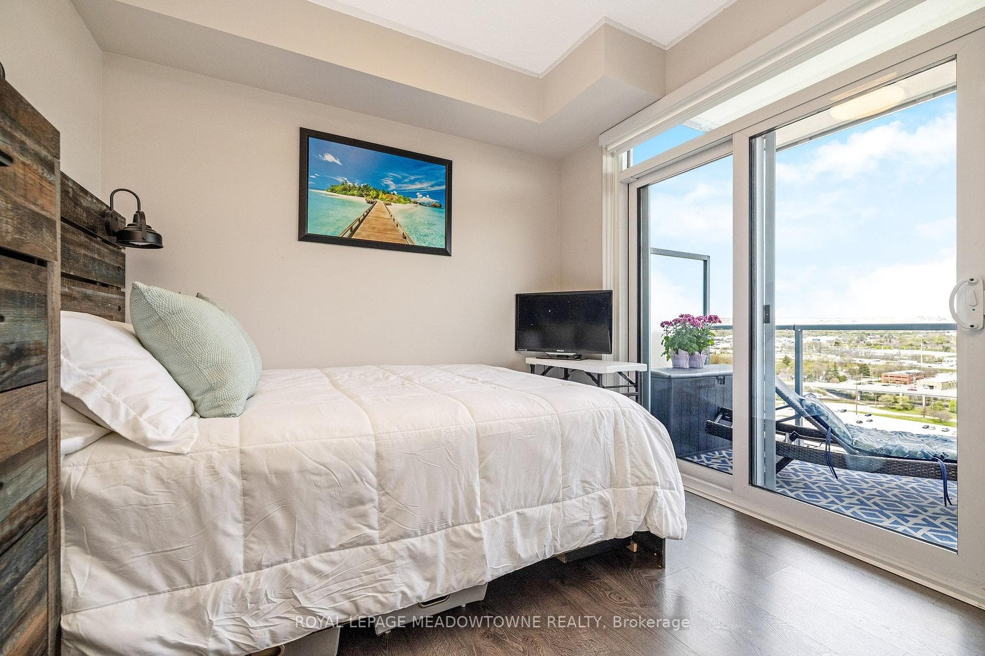 2093 Fairview Street Unit 1902 - Condo photo 14 of 30 in Burlington, Ontario