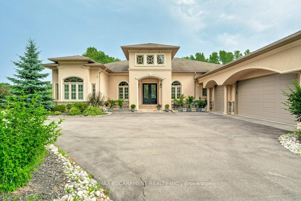 2462 No 2 Side Road - home for sale in Burlington, Ontario