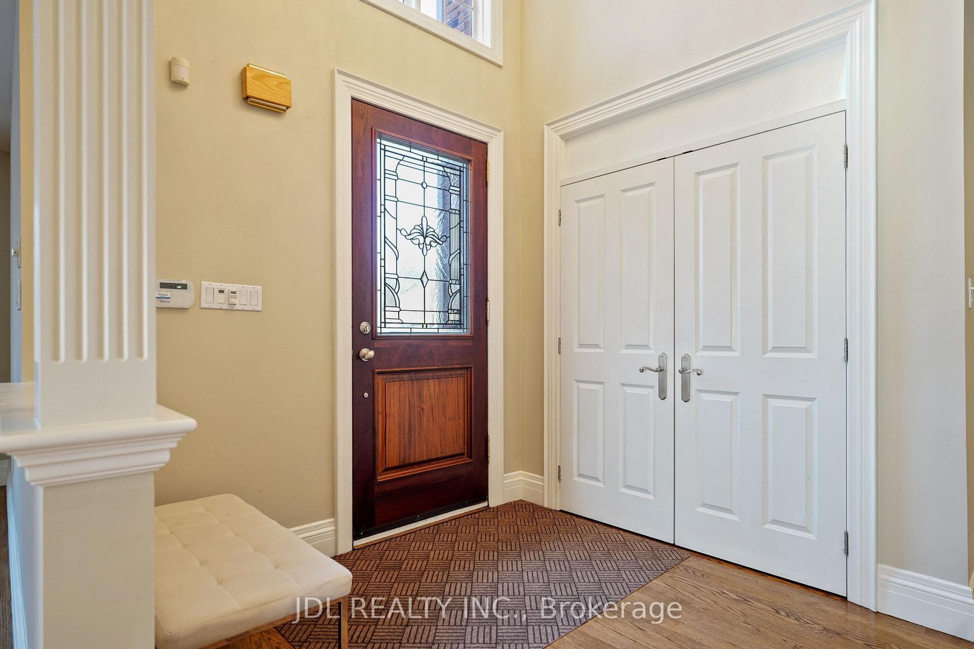 1283 Lindburgh Court - Detached photo 7 of 49 in Mississauga, Ontario